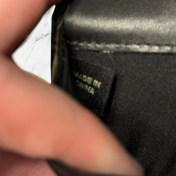 COACH Julia Charcoal Patent Leather Wallet Chain - Picture 7 of 7